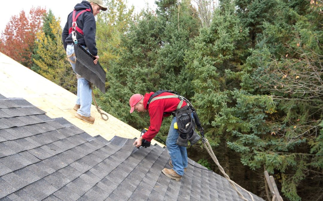 The Benefits of Asphalt Roofing: Exploring the Durability and Affordability of This Popular Roofing Material